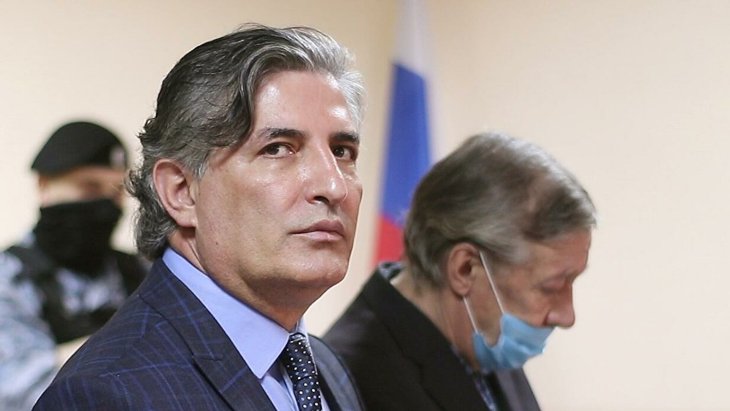 Названо имя нового адвоката Михаила Ефремова