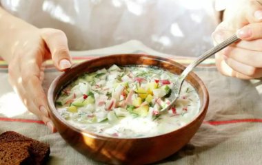 5 рецептов по-настоящему необычной окрошки