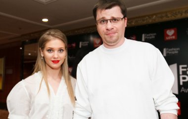 Гарик Харламов мило поздравил супругу с годовщиной отношений