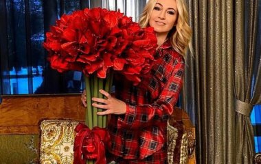 «Мамин мальчик»: Рудковская перестала скрывать лицо сына от сурмамы