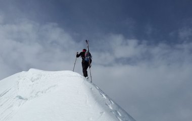 Альпініст, що чекав на смерть, розповів, як 