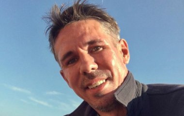 «Счастливые трусов не надевают»: перебравшийся в Испанию Панин обнажился на пляже