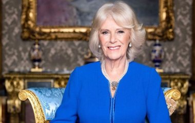 Королева Камилла посетила короля Чарльза ІІІ в больнице: как он себя чувствует (фото)