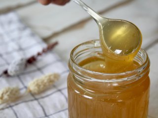 Как правильно растопить засахаренный мед, чтобы он не потерял полезных свойств