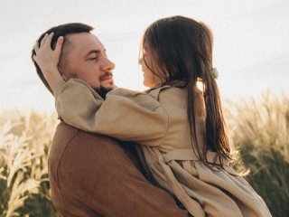 Репер Yarmak на рідкісних фото показав донечку-красуню і ніжно привітав її з 7-річчям
