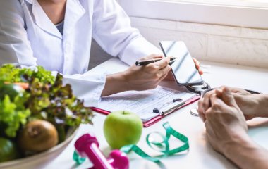 Дієтолог перерахувала продукти, що викликають сильну залежність.