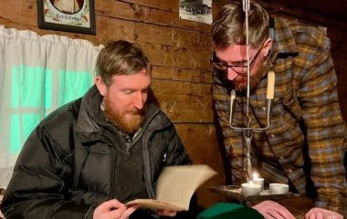 Близнюки розмовляють 26 мовами кожен: одну з них вони винайшли самі в дитинстві (фото)