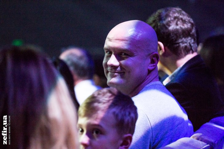 Вячеслав Узелков выступил на детском утреннике