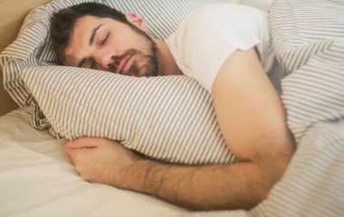Как недостаток и избыток сна влияют на человеческий организм: объяснение нутрициолога