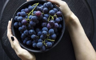 Названо фрукти, здатні прискорити ріст волосся