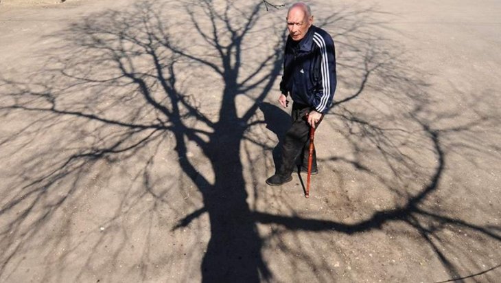 Вчені з'ясували причину максимальної межі життя людини у 120 років