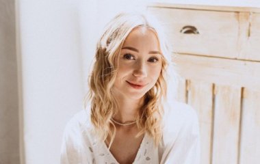 Жена Виктора Павлика ошеломила суммой, которую зарабатывает в месяц: 