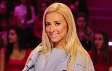 Тоня Матвиенко показала женскую часть своей семьи