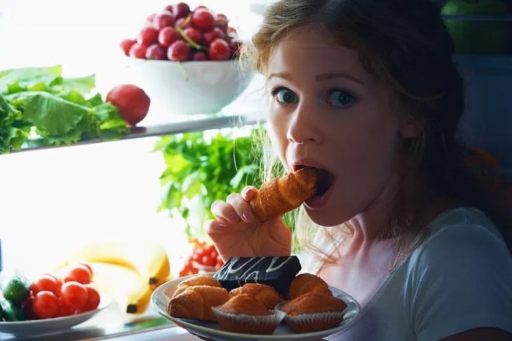 Названі продукти, які можна їсти ночами без шкоди для фігури та здоров'я