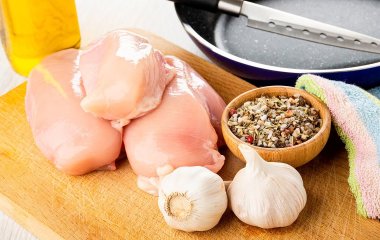 На скорую руку: что можно приготовить из куриного филе