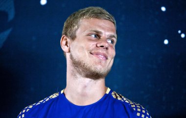 Александр Кокорин отдохнул в компании Валерии в Дубае