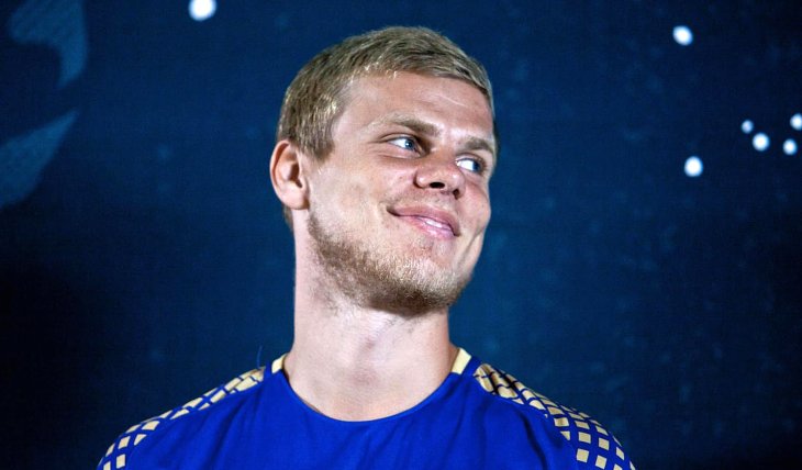 Олександр Кокорін відпочив у компанії Валерії у Дубаї