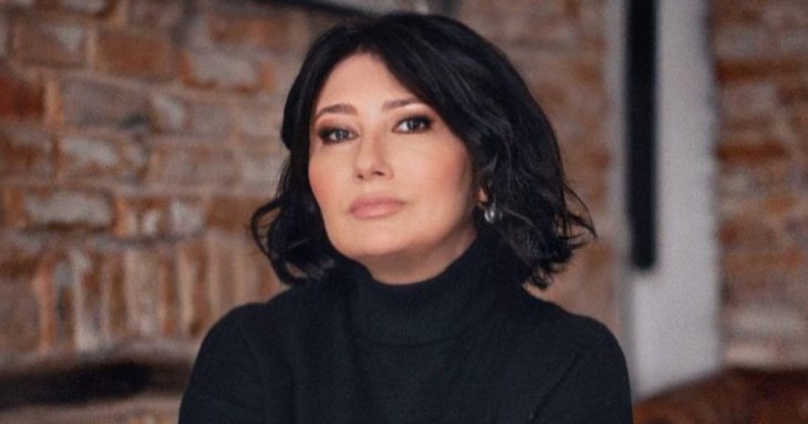 Олена Мозгова показала себе зовсім юною і зачарувала вродою: продюсерку порівняли з Брук Шилдс