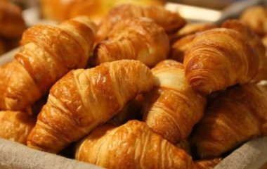 Диетолог назвала вредные свойства свежего хлеба и выпечки