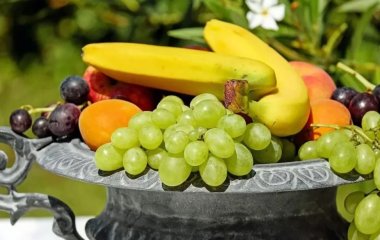 Чим корисні сезонні фрукти? Думка фахівця