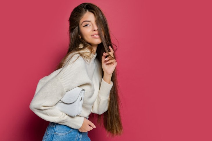 Секрет здоровых волос: как справиться с выпадением и ломкостью