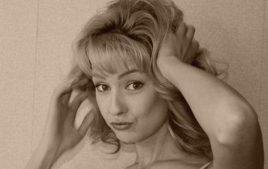 Евгения Лоза доказала, что не изматывает себя диетами