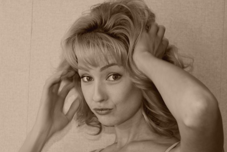 Евгения Лоза доказала, что не изматывает себя диетами