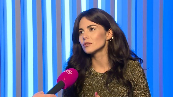 Настя Каменских украсила обложку Cosmopolitan