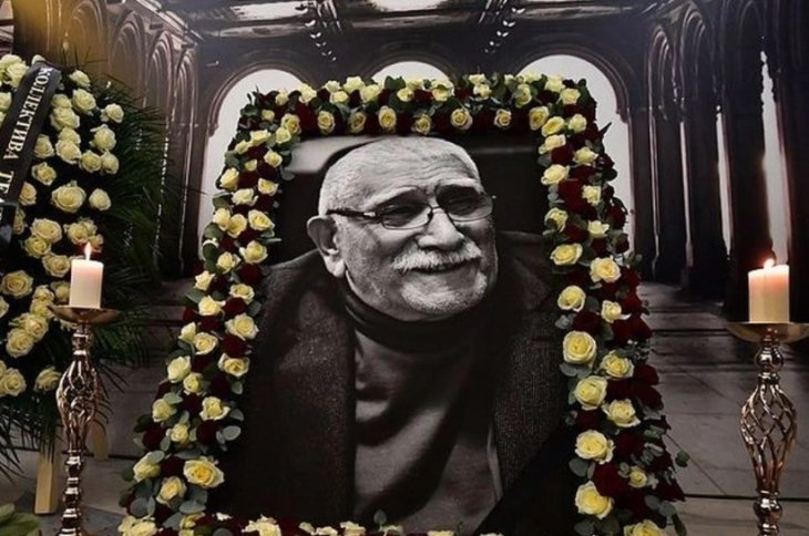 Могилу Армена Джигарханяна сравняли с землей  