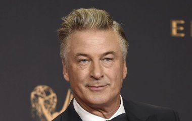 Алек Болдуин обматерил митингующего и попал в конфликт из-за защиты Палестины