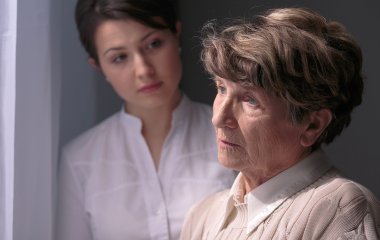 Хвороба Альцгеймера: названо несподіваний симптом ранньої стадії захворювання