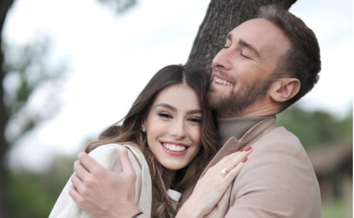 Иракли Макацария восхитил нежными объятиями с младшей на 17 лет женой