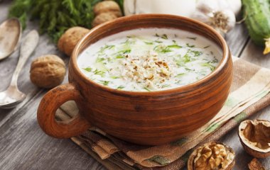 Готовим болгарский холодный суп таратор