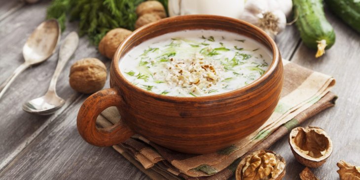 Готовим болгарский холодный суп таратор