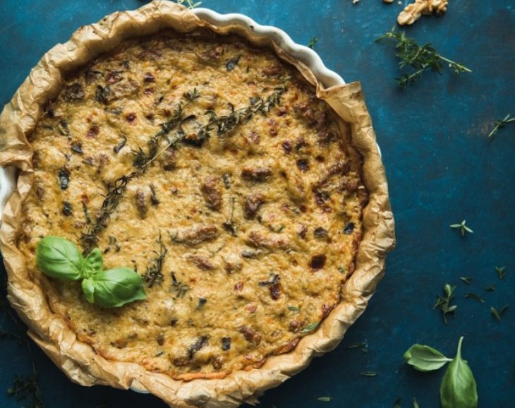 Рецепт изумительно вкусного пирога с мясом и моцареллой на скорую руку