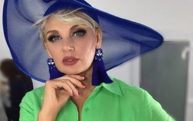 Копия мама: как дочь Светланы Вольновой бросила учебу ради моделинга и создала свой бренд одежды