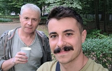28-річний син Грубича показався з першим механічним протезом на руці: 