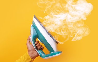 Від накипу на прасці не залишиться й сліду: фахівці розповіли про хитрий трюк з 