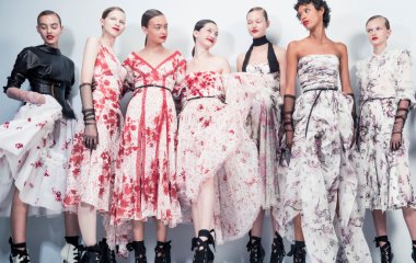 Рекламная кампания Alberta Ferretti весна-лето 2019, фото