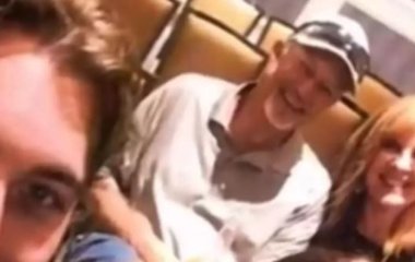 Випадкове селфі мами врятувало її сина від 99-річного ув'язнення: що сталося (фото)