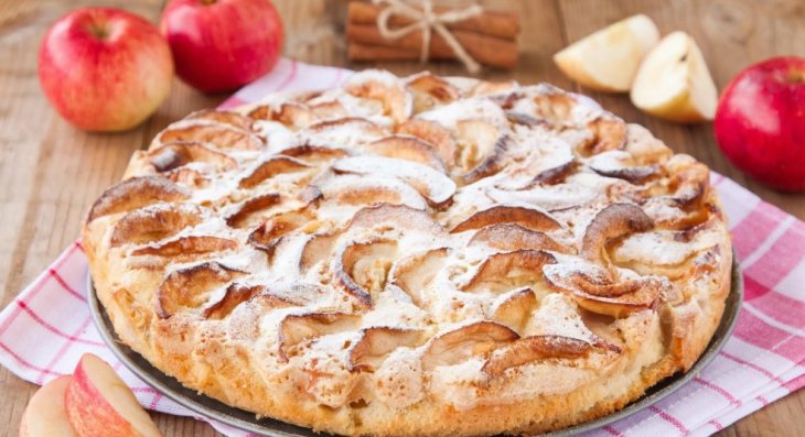 Простые рецепты приготовления диетической шарлотки