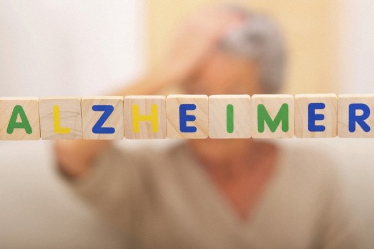 Изобретен препарат, дающий надежду на замедление болезни Альцгеймера