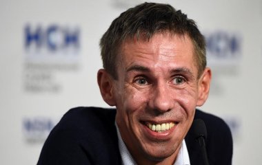 Алексей Панин прошёлся по улице без трусов