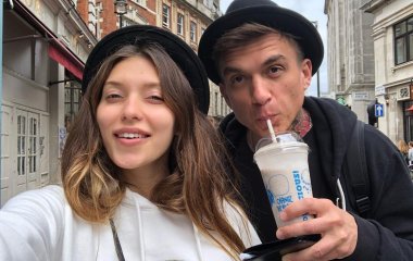 Регина Тодоренко с Владом Топаловым полетала на вертолете
