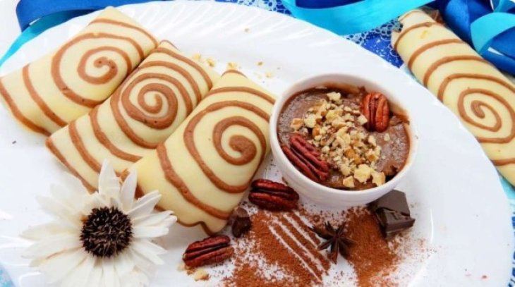 Бабушкин рецепт: как приготовить полосатые блинчики