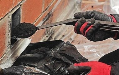 Як почистити димохід: найкращі засоби для боротьби з сажею