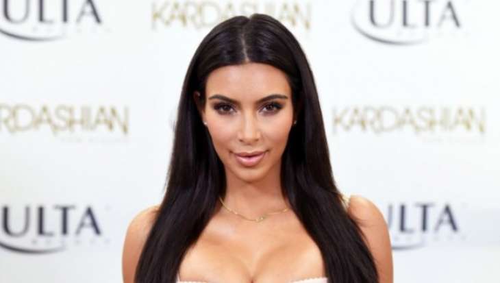 Ким Кардашьян вновь изменила цвет волос