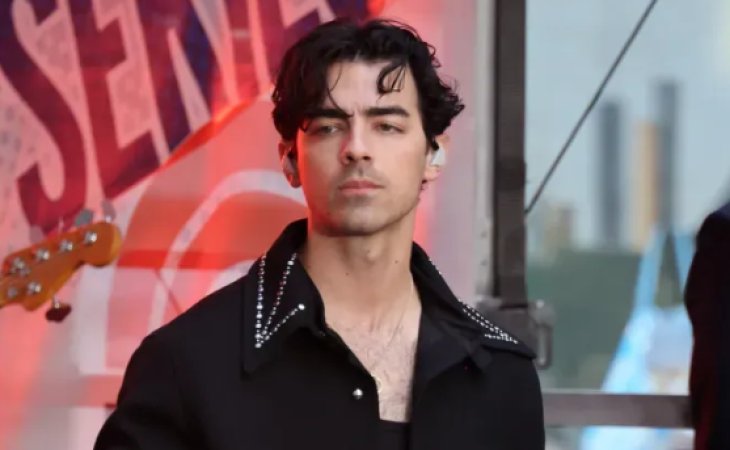 Джо Джонаса заметили с новой девушкой