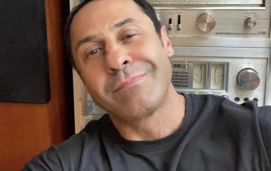 Стас Костюшкин подал иск в суд на певицу Монеточку