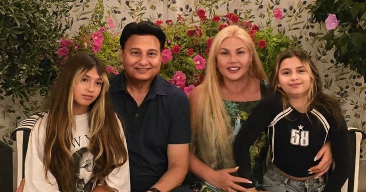 Камалія показала, як заобіймала ексчоловіка Захура під час відпочинку з доньками за кордоном